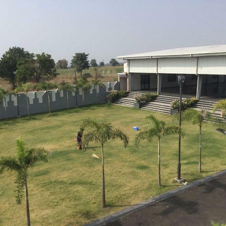 Sai Krupa Lawn And Regency, Buldhana Exteriör bild